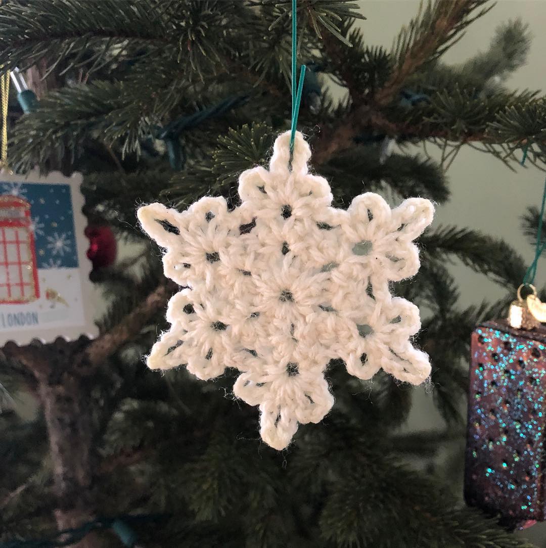 36-easy-crochet-christmas-decorations-to-decorate-your-tree