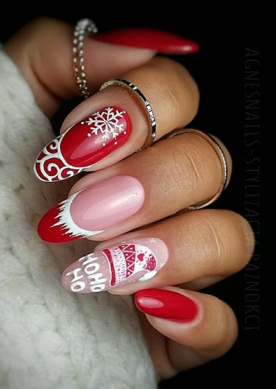 35+ Best And Merry Christmas Nail Art Ideas 2021! - Page 6 of 37