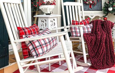 20-fun-ways-to-decorate-your-porch-for-christmas