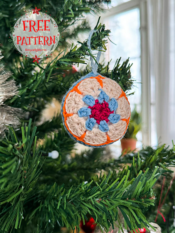 flowers crochet christmas baubles