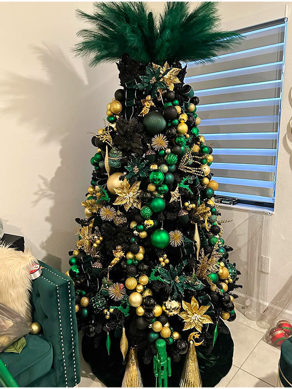 green and gold christmas tree decorations