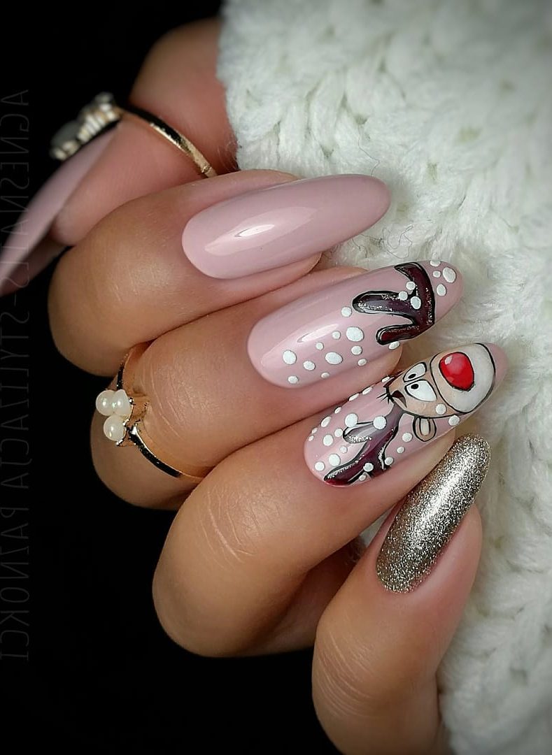 35+ Best And Merry Christmas Nail Art Ideas 2021! Page 5