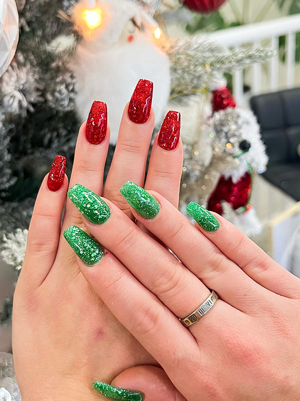 easy christmas gel nails