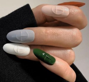 10-gorgeous-fall-nail-designs-you-should-definitely-see