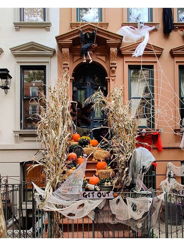 DIY halloween porch signs​