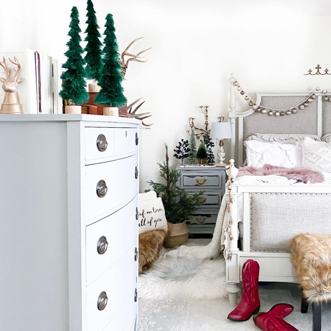 christmas bedroom decoration