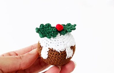 pudding-crochet-xmas-baubles-free-pattern