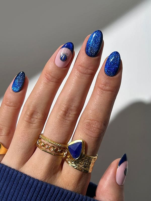 bauble blue christmas nails